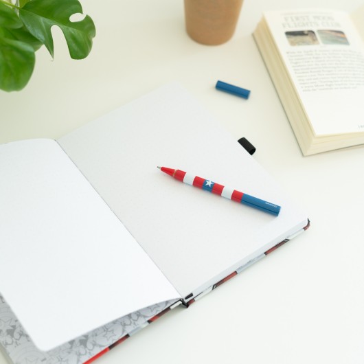 MARVEL CAPTAIN AMERICA - UNIFORM A5 PREMIUM NOTEBOOK WITH PEN