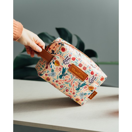 FRIDA KAHLO ROUND TOILETRY BAG