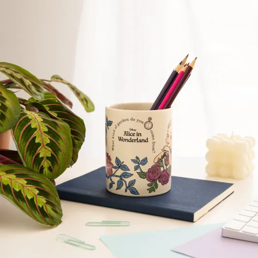 ALICE IN WONDERLAND CERAMIC PEN HOLDER