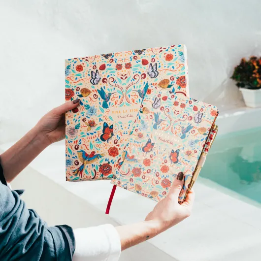 FRIDA KAHLO PREMIUM A5 NOTEBOOK SET WITH PEN
