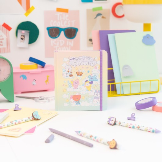 BT21 2026/2027 DAY PER PAGE M CASEBOUND 11 MONTHS ACADEMIC DIARY