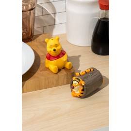 WINNIE & TIGGER SALT AND PEPPER SET