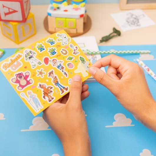 DISNEY PIXAR TOY STORY BASIC STATIONERY SET