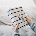 SNOOPY LAZY DAYS 13X20CM 304 POCKETS PHOTO ALBUM