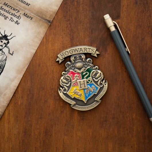 HARRY POTTER HOGWARTS MAGNET