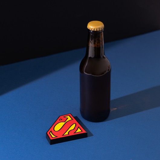 DC COMICS SUPERMAN BOTTLE OPENER MAGNET