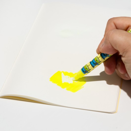 DISNEY PIXAR SET OF 12 ERASEABLE MARKERS
