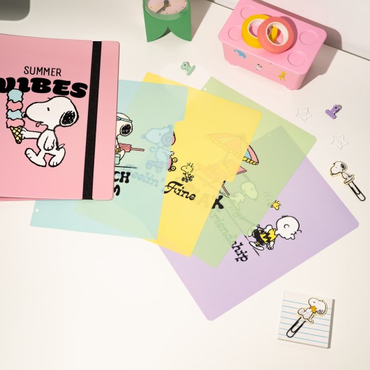 SNOOPY POLYPROPYLENE 4 RING BINDER