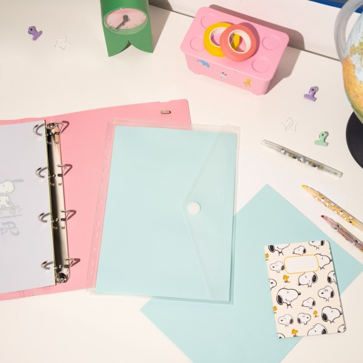 SNOOPY POLYPROPYLENE 4 RING BINDER