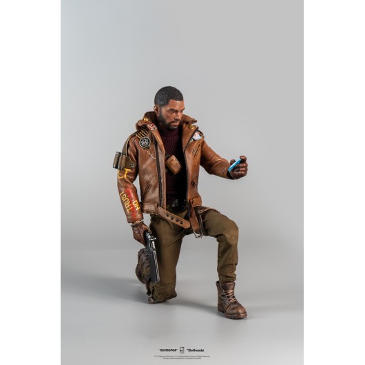 FIGURA DEATHLOOP COLT
