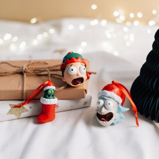 SET DE 3 ADORNOS DE NAVIDAD RICK & MORTY-RICK, MORTY Y RICK PEPINILLO