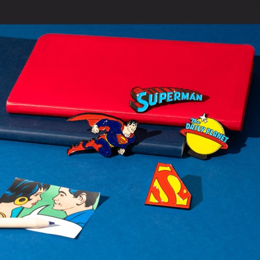 SET DE 4 PINS DC COMICS SUPERMAN