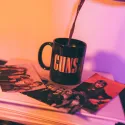 TAZA GUNS N ROSES