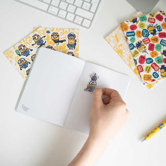 SET DE PAPELERIA MINIONS