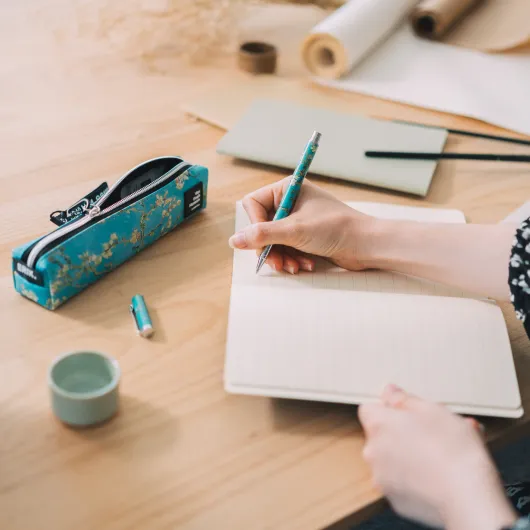 SET ESTUCHE CON BOLIGRAFO Y LAPIZ VAN GOGH MUSEUM