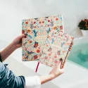 SET CUADERNO PREMIUM A5 CON BOLIGRAFO FRIDA KAHLO VIVA LA VIDA