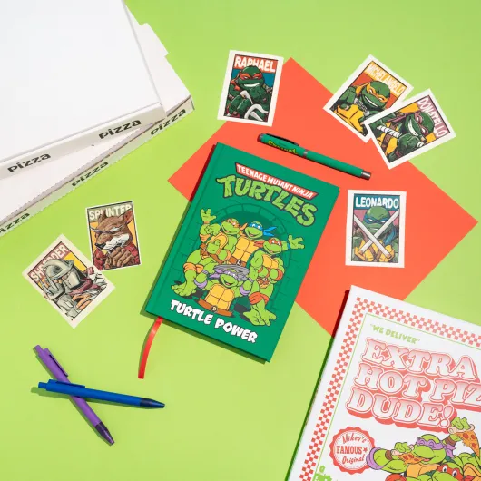 SET CUADERNO PREMIUM A5 CON BOLIGRAFO TORTUGAS NINJA