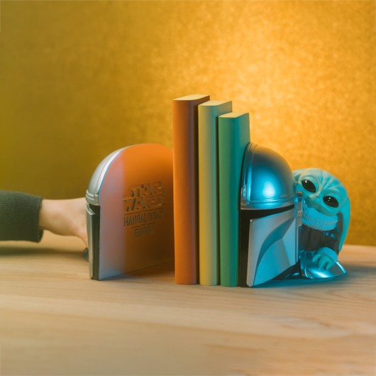SUJETALIBROS STAR WARS THE MANDALORIAN AND GROGU