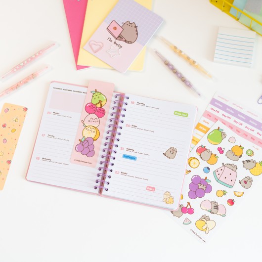 AGENDA ESCOLAR 2026/2027 SEMANA VISTA A5 12 MESES PUSHEEN FRUITS