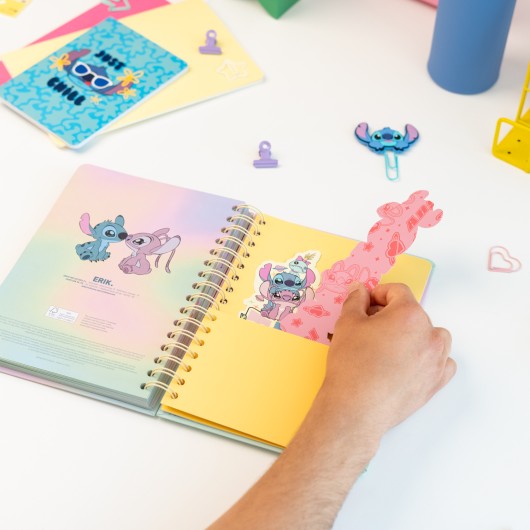 AGENDA ESCOLAR 2026/2027 SEMANA VISTA A5 12 MESES DISNEY STITCH Y ANGEL