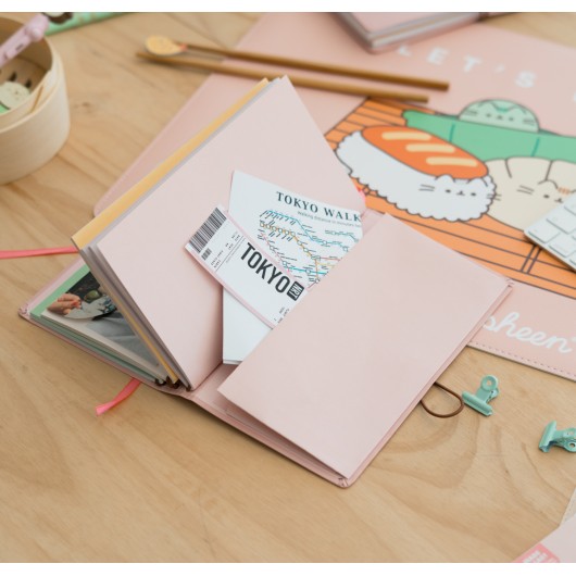 CUADERNO DE VIAJE TRIPLE PUSHEEN SUSHI ROLL