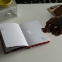 CUADERNO PREMIUM A5 CON BOLIGRAFO PROYECTOR ONE PIECE NETFLIX