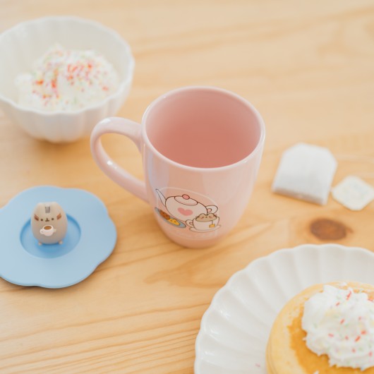 TAZA PREMIUM CON TAPA PUSHEEN