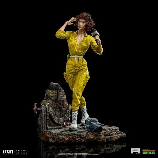 FIGURA ART SCALE LAS TORTUGAS NINJA APRIL O'NEAL