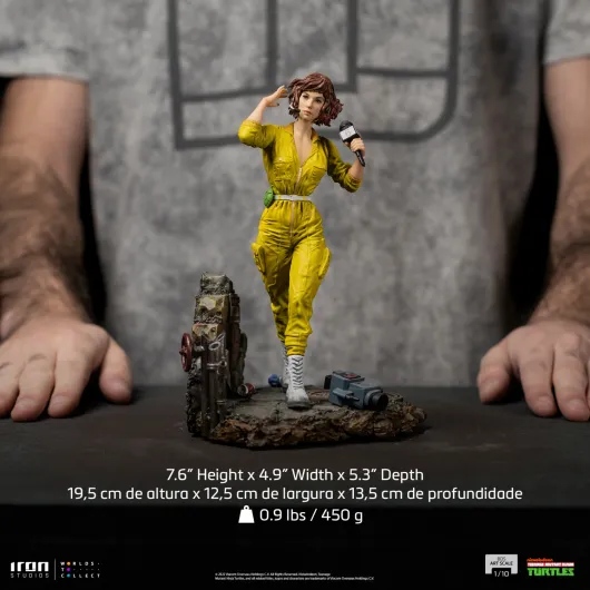FIGURA ART SCALE LAS TORTUGAS NINJA APRIL O'NEAL