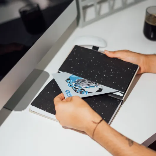 CARNET PREMIUM A5 AVEC STYLO SABRE LASER STAR WARS JEDI