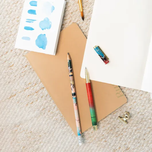 SET TROUSSE AVEC STYLO ET CRAYON HOKUSAI