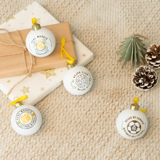 SET DE 4 BOULES DE NOEL REAL MADRID