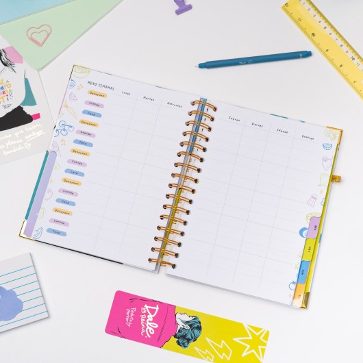 AGENDA SCOLAIRE 2026/2027 SEMAINIER ESSENTIAL PEDRITA PARKER