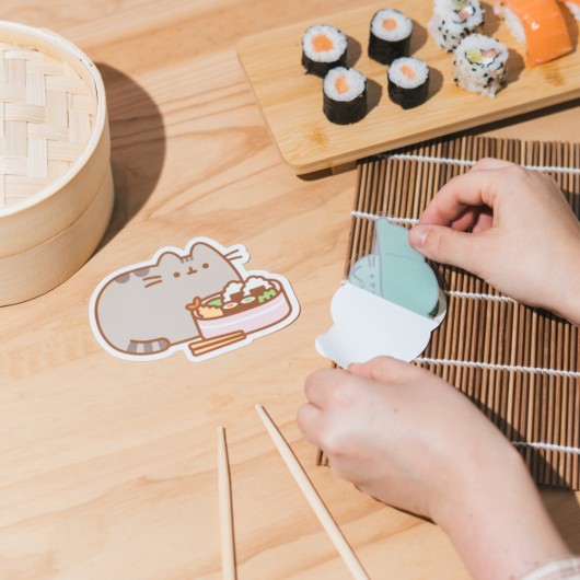 PACK 2 AUTOCOLLANTS VINYLE PUSHEEN SUSHI ROLL 4