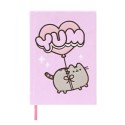 CAHIER PREMIUM A5 COUVERTURE EN PELUCHE PUSHEEN MOMENTS