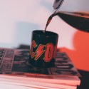 TAZZA AC/DC