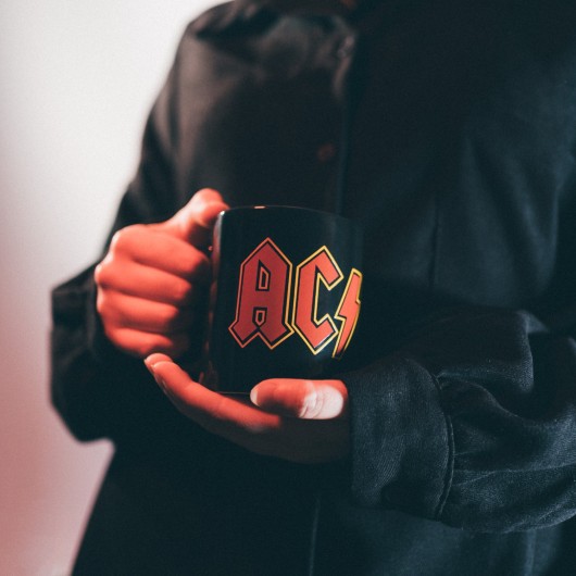 TAZZA AC/DC