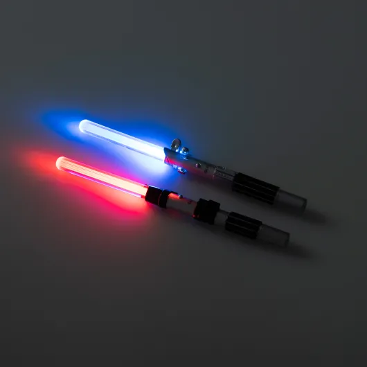 SET DI 2 PENNE SPADE LASER STAR WARS LUKE SKYWALKER E DARTH VADER