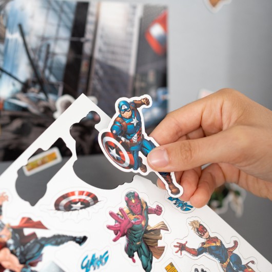 SET DI CALAMITE FUSTELLATE MARVEL GLI AVENGERS