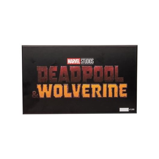 CONJUNTO PINS MARVEL DEADPOOL E LOBEZNO MAGNÉTICOS