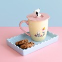 CANECA PREMIUM COM TAPA SNOOPY