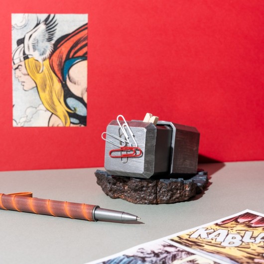 ESFEROGRÁFICA E SUPORTE MARVEL THOR - MARTILLO